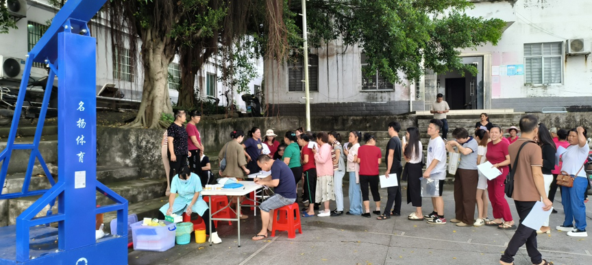 健康体检“送上门”，江口乡守护群众饮食安全